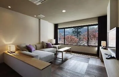 האקונה Yoshiike Ryokan יפן