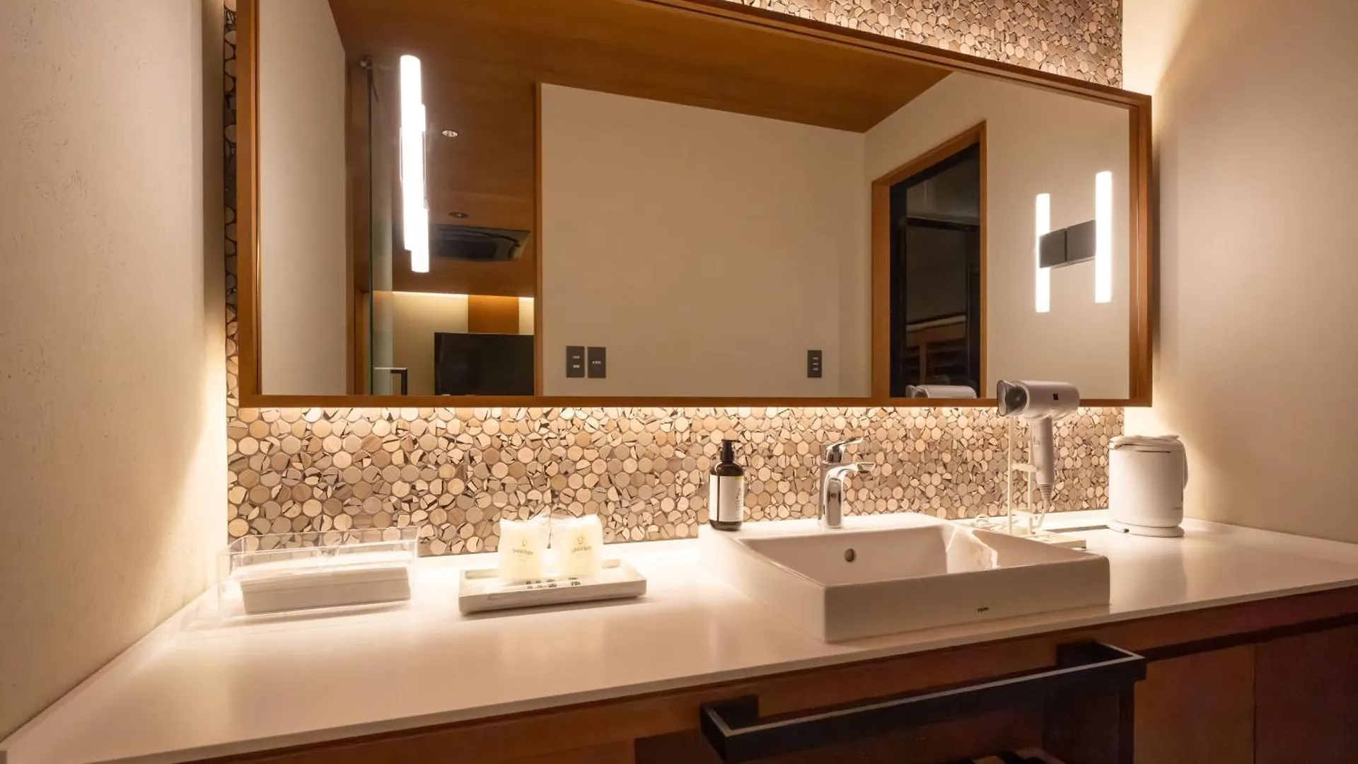 ****  Yoshiike Ryokan Hakone Japan