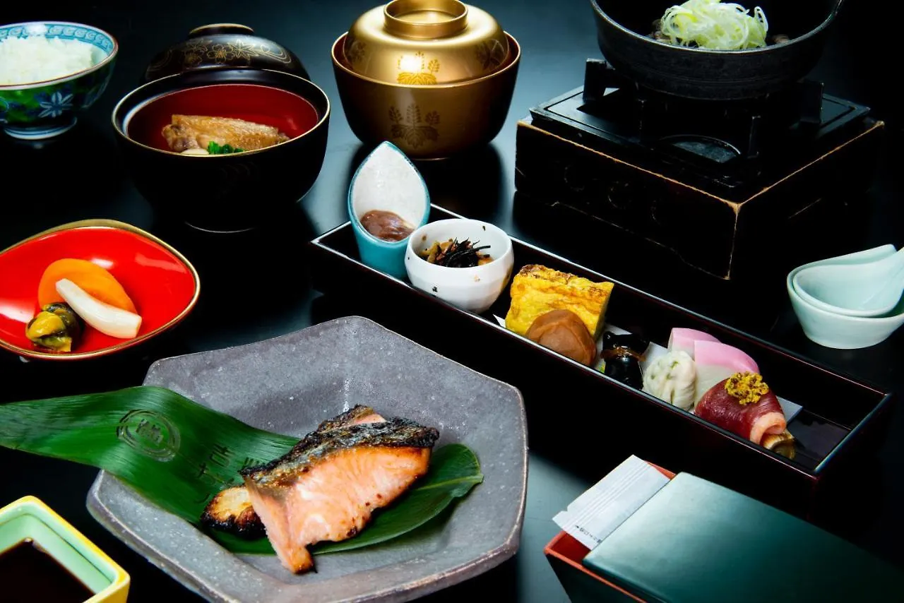 Yoshiike Ryokan Hakone 4*,  Japan